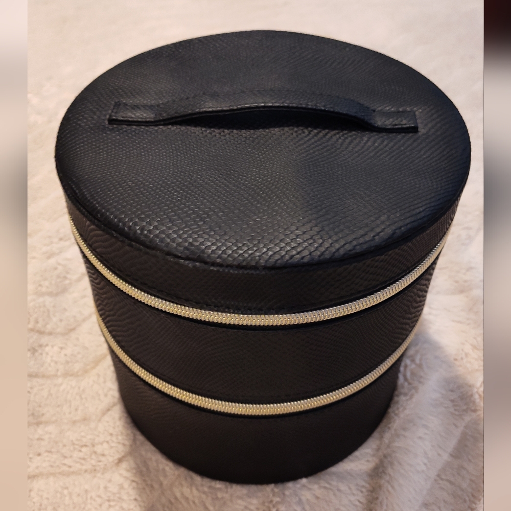 NWOT! Lancome Beauty Case
